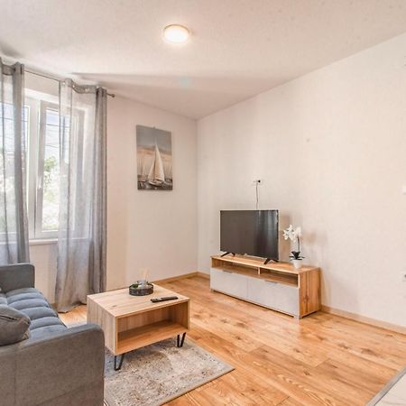Apartments Florian Lopud Buitenkant foto